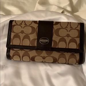 Coach wallet